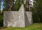 Sol LeWitt. Dvigubo negatyvo piramidė / Double Negative Pyramid, 1999. T. Kapočiaus nuotr.