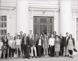 Konferencijos dalyviai. Fotografuota senąja ICA fotokamera, pagamintu Drezdene apie 1910–1920 m. Vaidoto Aukštaičio nuotr.